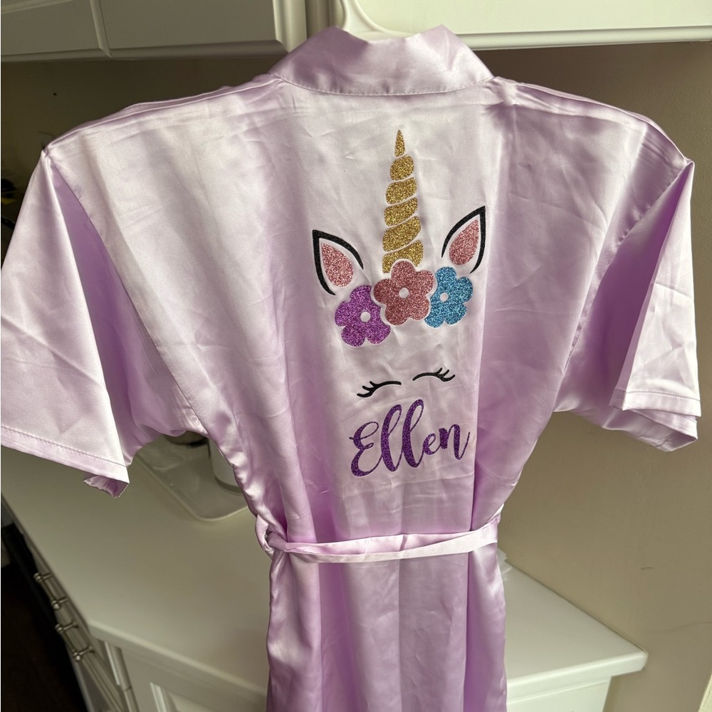 Gently used Ellen gt shirt and dressing robe.
